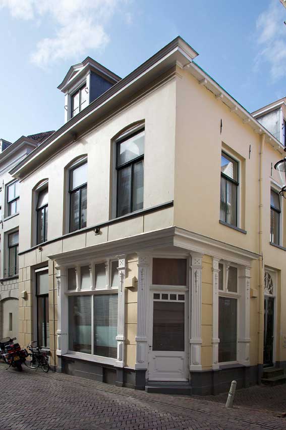 Assenstraat 22