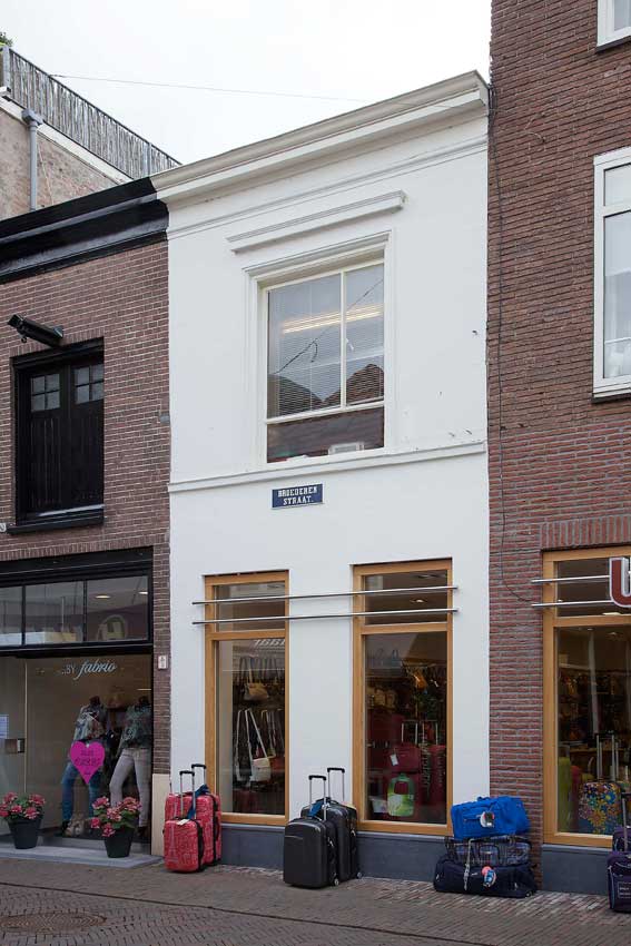 Broederenstraat 11